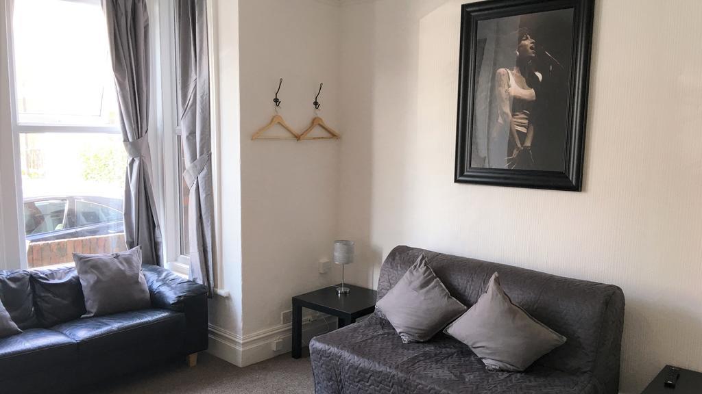 Polygon Villas Southampton Rum bild