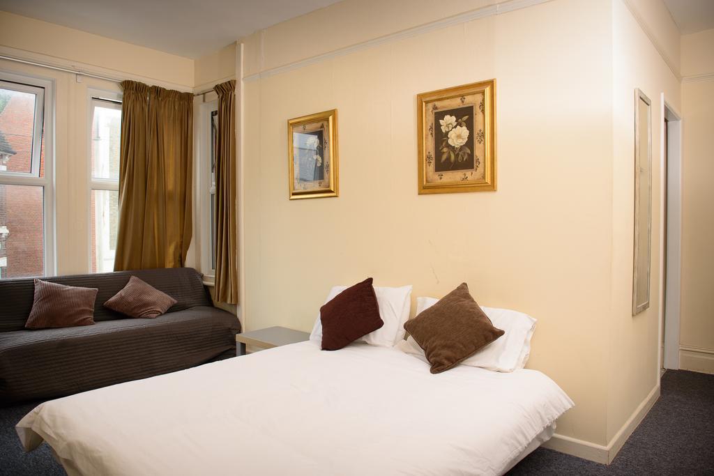 Polygon Villas Southampton Rum bild
